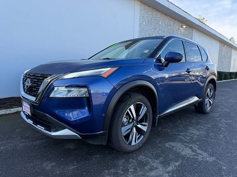 Certified 2023 Nissan Rogue Platinum image 1