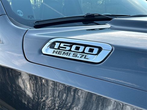 Used 2019 RAM 1500 Limited image 11