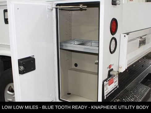 Used 2017 RAM 3500 Tradesman RWD image 32