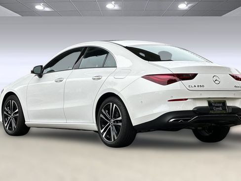 Certified 2025 Mercedes-Benz CLA 250 4MATIC image 3