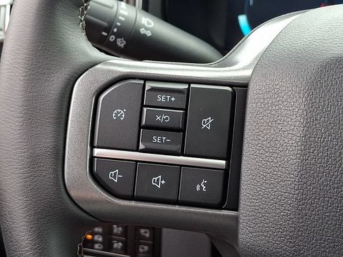 Used 2025 Ford F250 Lariat w/ Black Appearance Package AWD/4WD image 22
