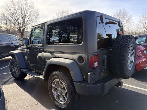 Certified 2015 Jeep Wrangler Rubicon w/ Power Convenience Group image 5