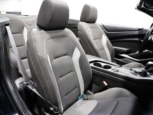 Used 2020 Chevrolet Camaro LT image 12