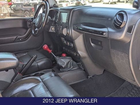 Used 2012 Jeep Wrangler Unlimited Sahara AWD/4WD image 23