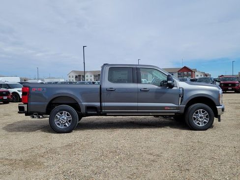 New 2026 Ford F250 Lariat w/ Lariat Ultimate Package image 2