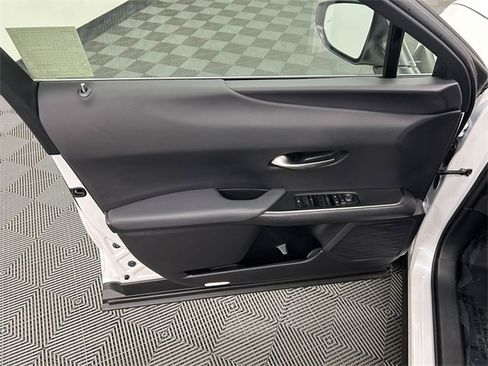 Certified 2025 Lexus UX 300h FWD image 9