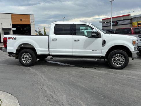 Used 2021 Ford F350 XLT w/ XLT Premium Package AWD/4WD image 5
