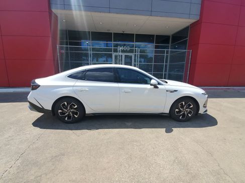 Used 2024 Hyundai Sonata SEL AWD/4WD image 7