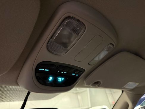 Used 2005 Dodge Ram 3500 Truck SLT image 46