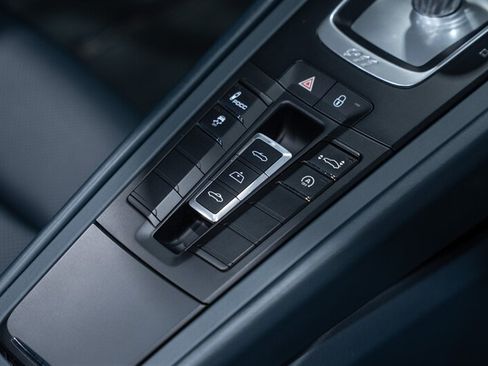 Used 2019 Porsche 911 Turbo S AWD/4WD image 59