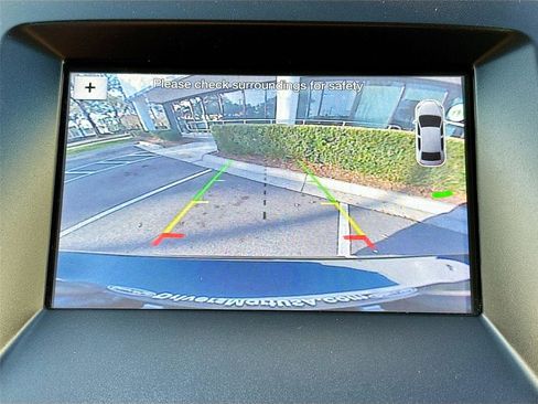 Used 2017 Ford Edge Titanium w/ Equipment Group 301A image 14