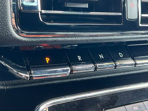 Used 2019 Lincoln Navigator L Reserve image 23