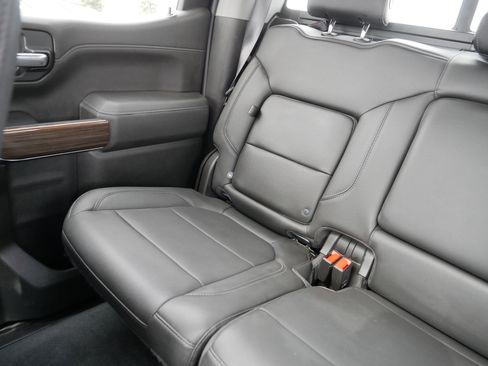 Used 2020 Chevrolet Silverado 1500 LT Trail Boss image 12