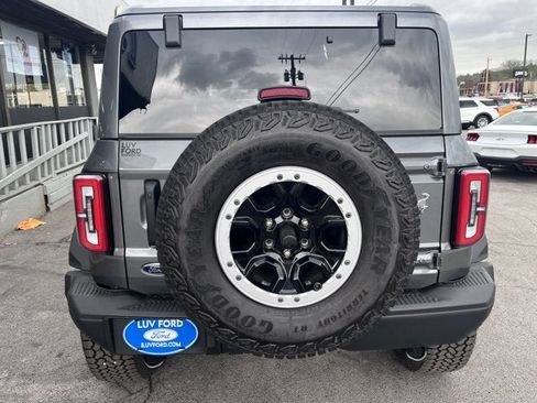 New 2025 Ford Bronco Badlands w/ Sasquatch Package AWD/4WD image 7