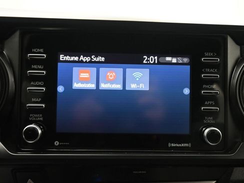 Used 2020 Toyota Tacoma SR w/ SR Convenience Package image 18