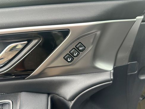 Used 2022 Subaru Outback Limited AWD/4WD image 10