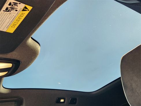 Used 2023 Volvo C40 P8 Recharge Ultimate image 19