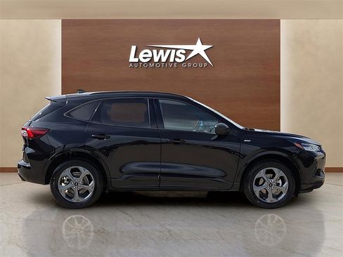 Used 2023 Ford Escape ST-Line image 6