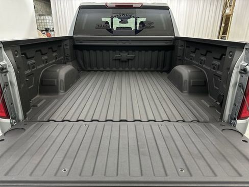 Used 2025 Chevrolet Silverado 1500 RST AWD/4WD image 24