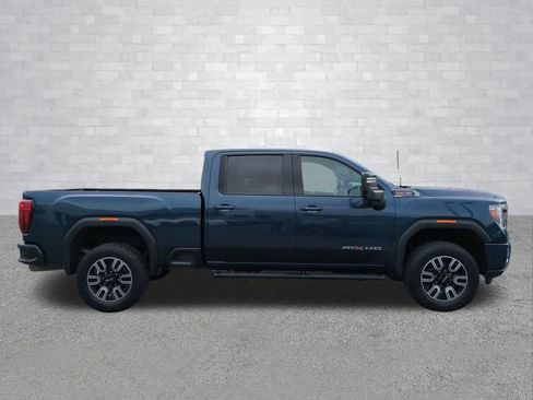 Used 2023 GMC Sierra 2500 AT4 AWD/4WD image 3