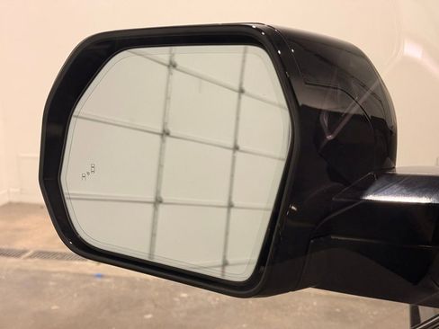 Used 2024 Toyota Tundra Limited w/ Power Package image 13