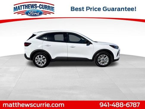 Certified 2025 Ford Escape Active image 3