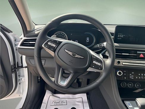 New 2025 Genesis G70 2.5T image 12