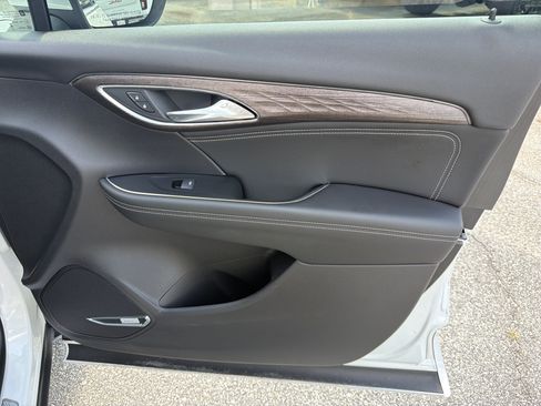 Used 2023 Buick Envision Avenir FWD image 15