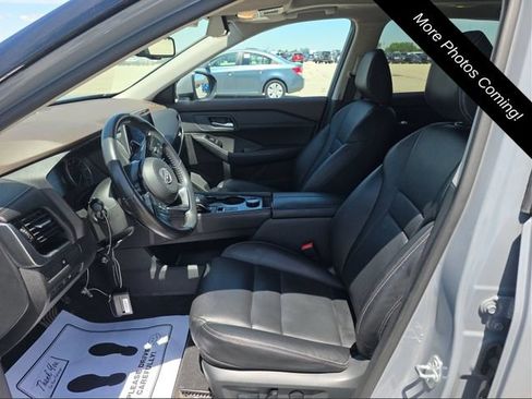 Used 2023 Nissan Rogue SL AWD/4WD image 5