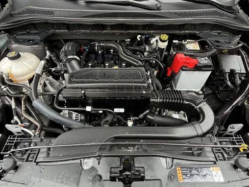 Used 2023 Ford Escape ST-Line w/ Tech Pack #1 AWD/4WD image 8