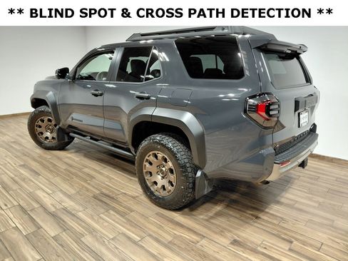 Used 2025 Toyota 4Runner Trailhunter image 16