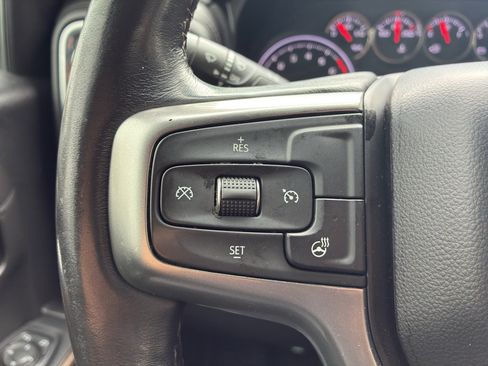 Used 2020 Chevrolet Silverado 1500 LT Trail Boss w/ Midnight Edition AWD/4WD image 28