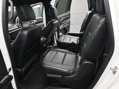 Used 2024 Chevrolet Traverse LT w/ Enhanced Driving Package image 19