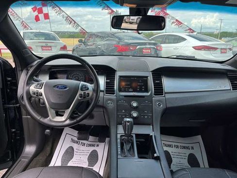Used 2015 Ford Taurus SEL w/ Equipment Group 201A FWD image 16