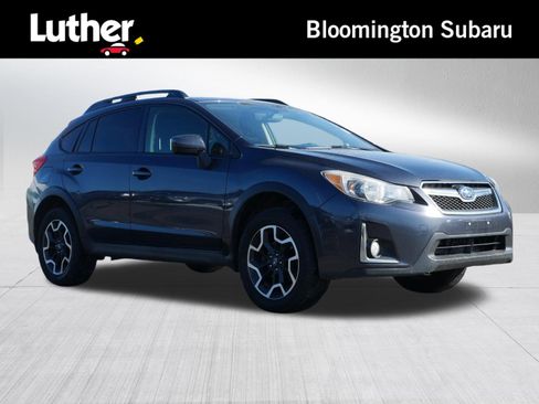 Used 2017 Subaru Crosstrek 2.0i Premium w/ Moonroof Package image 1
