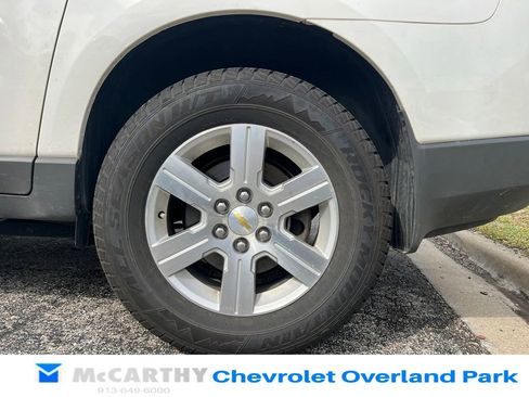 Used 2012 Chevrolet Traverse LT image 9