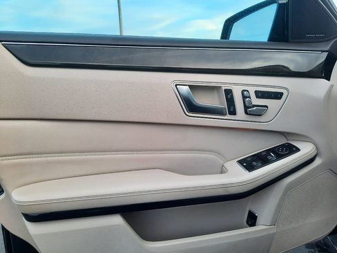 Used 2014 Mercedes-Benz E 350 Sedan image 15