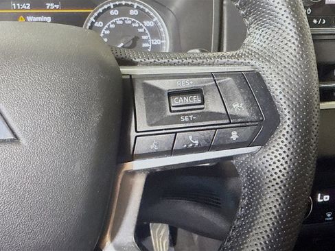 Used 2022 Mitsubishi Outlander SEL Black Edition image 15