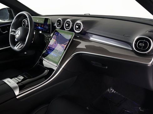 Used 2025 Mercedes-Benz C 43 AMG 4MATIC Sedan image 9