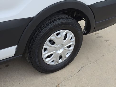 Certified 2025 Ford Transit 350 XLT image 11