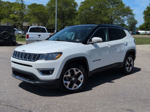 Used 2019 Jeep Compass Limited AWD/4WD image 1