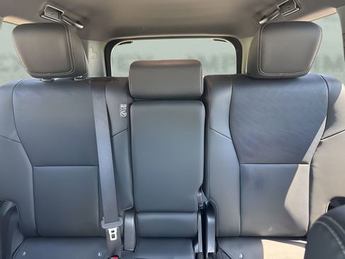 Used 2024 Toyota Land Cruiser image 11