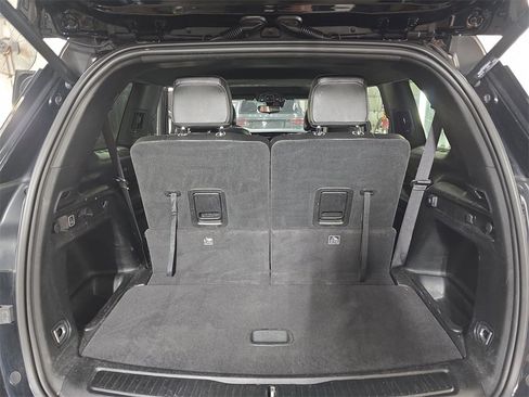 Used 2023 Jeep Grand Cherokee L Laredo image 13