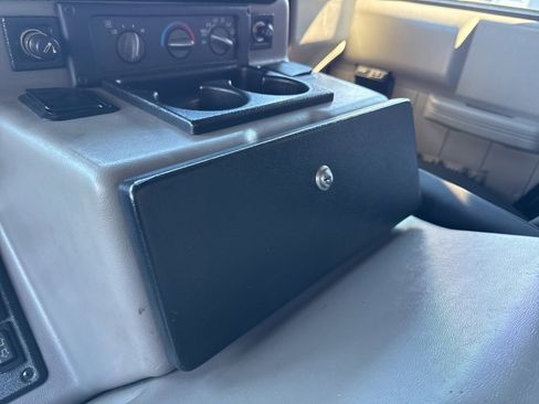 Used 1999 HUMMER H1 4-Door Hard Top image 30