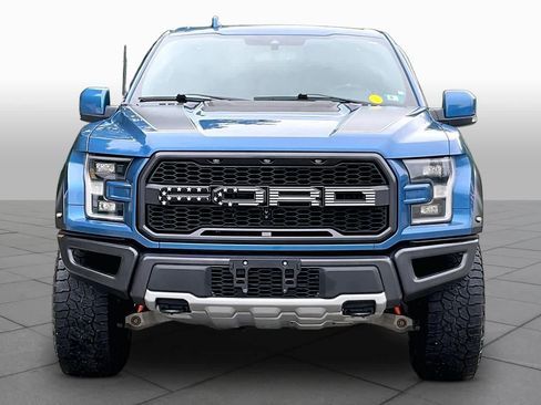 Used 2019 Ford F150 Raptor w/ Equipment Group 802A Luxury AWD/4WD image 3
