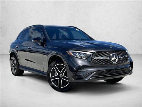 Used 2026 Mercedes-Benz GLC 300 image 12