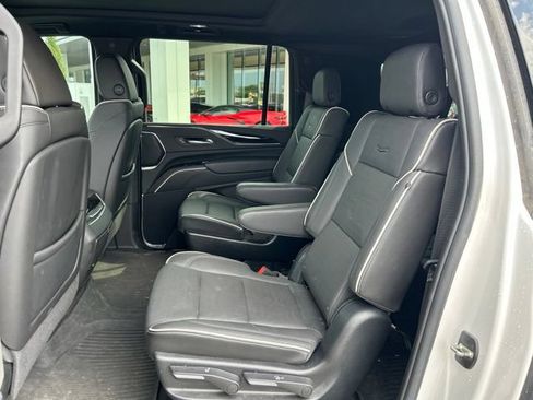 Certified 2023 Cadillac Escalade ESV Sport w/ LPO, ONYX Package AWD/4WD image 25