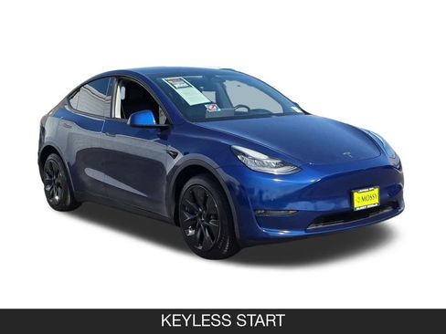 Used 2020 Tesla Model Y Long Range AWD/4WD image 2