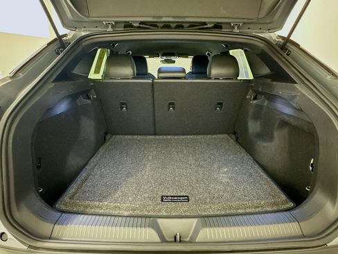 Used 2024 Volkswagen ID.4 Pro image 30