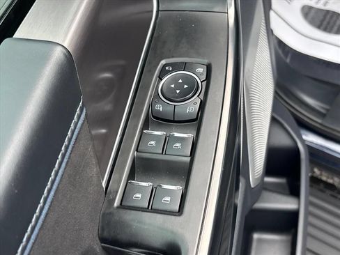 Used 2024 Ford F150 Platinum AWD/4WD image 28